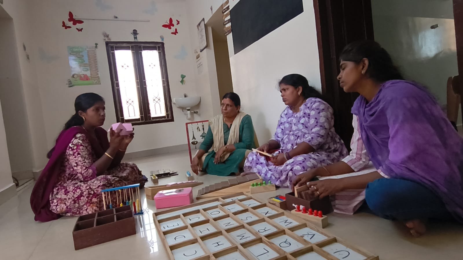 Montessori courses